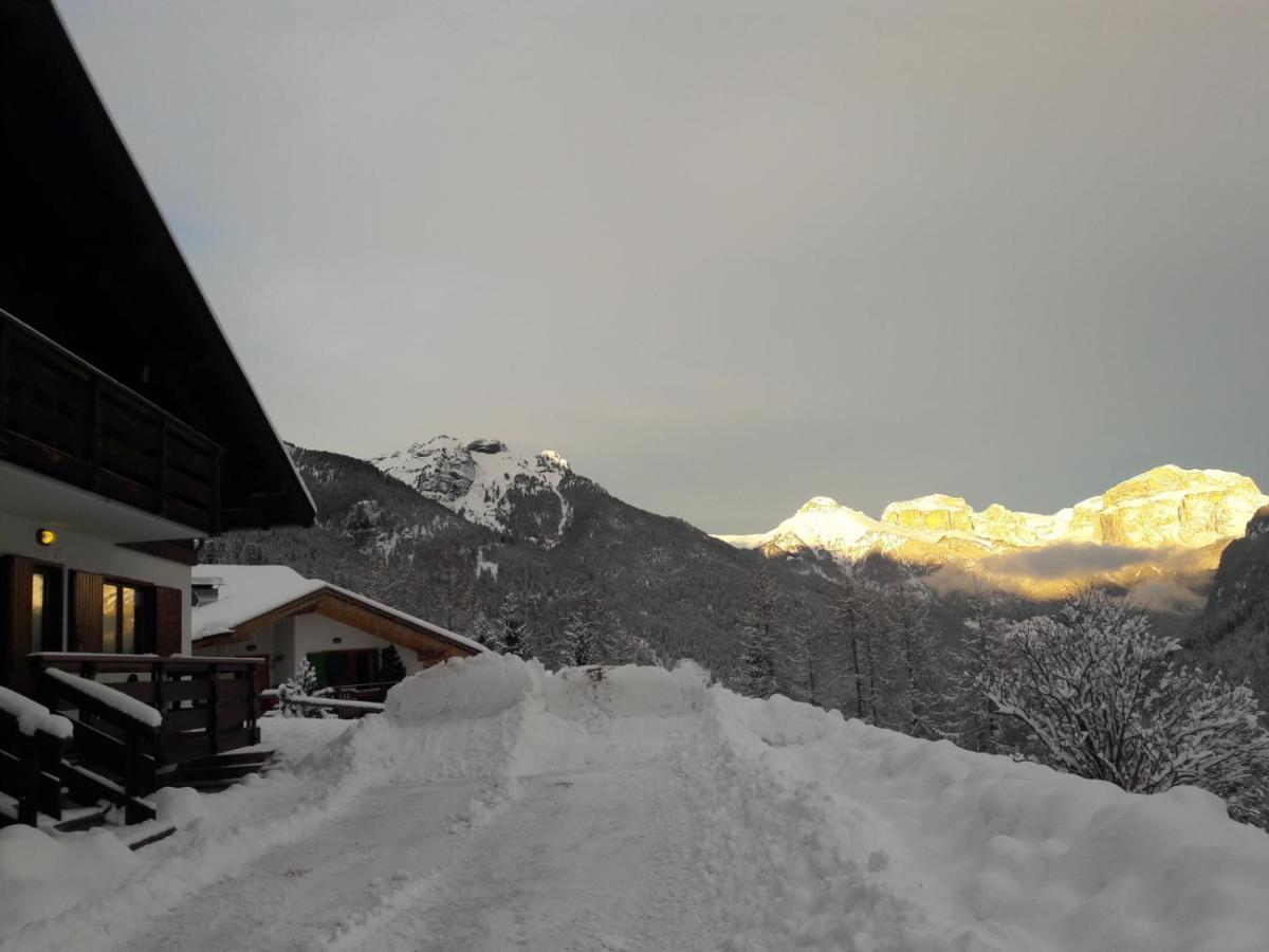 Chalet Relax Pozza di Fassa Eksteriør billede